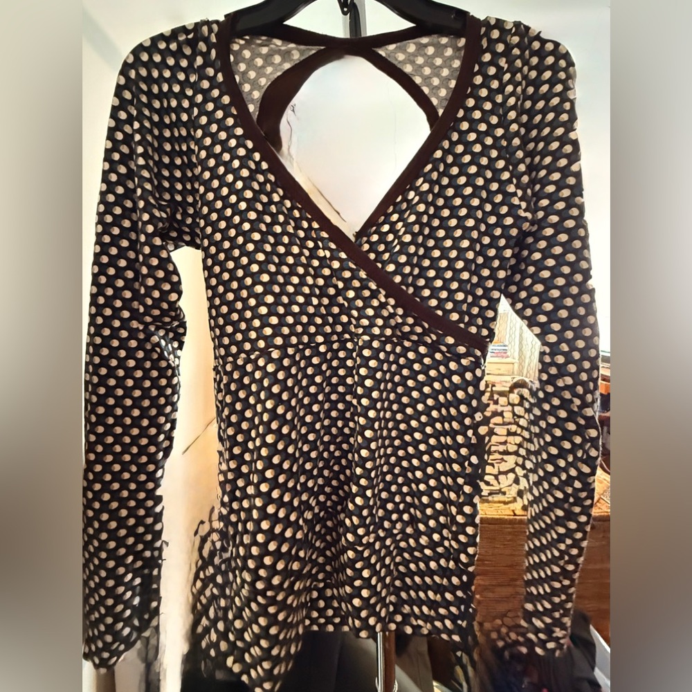 Autumn Teneyl Designer Brown and White Suplice Top with Long Sleeves